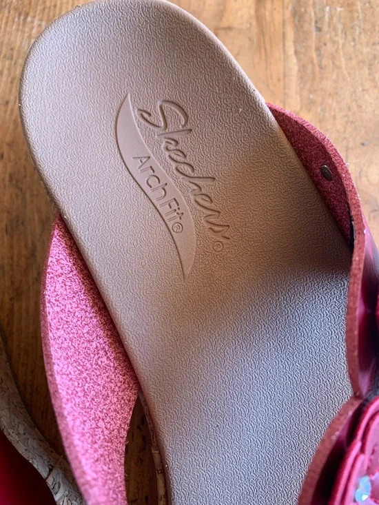 Skechers Women's Red Arch Fit Floral Slip On Sandals - Picture 3 of 16